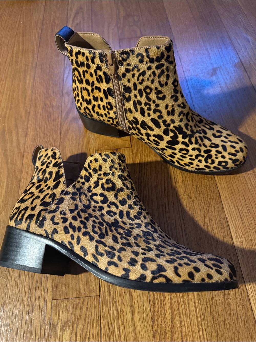 🐷 Vionic Hope Clara Leopard Calf Hair Ankle Boots - Tan and Black